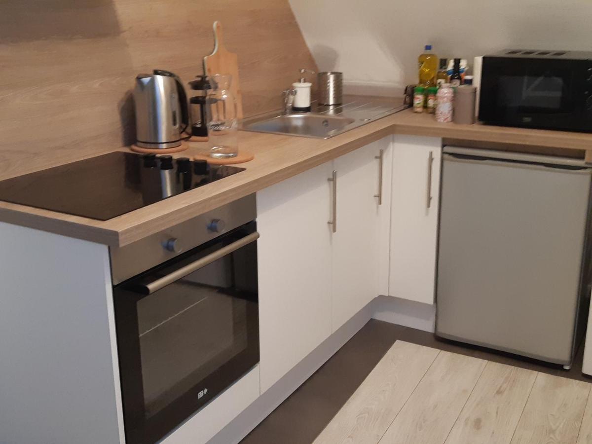 Elbeuf Studio Combles Chambre Separee Wifi Sweet Home المظهر الخارجي الصورة